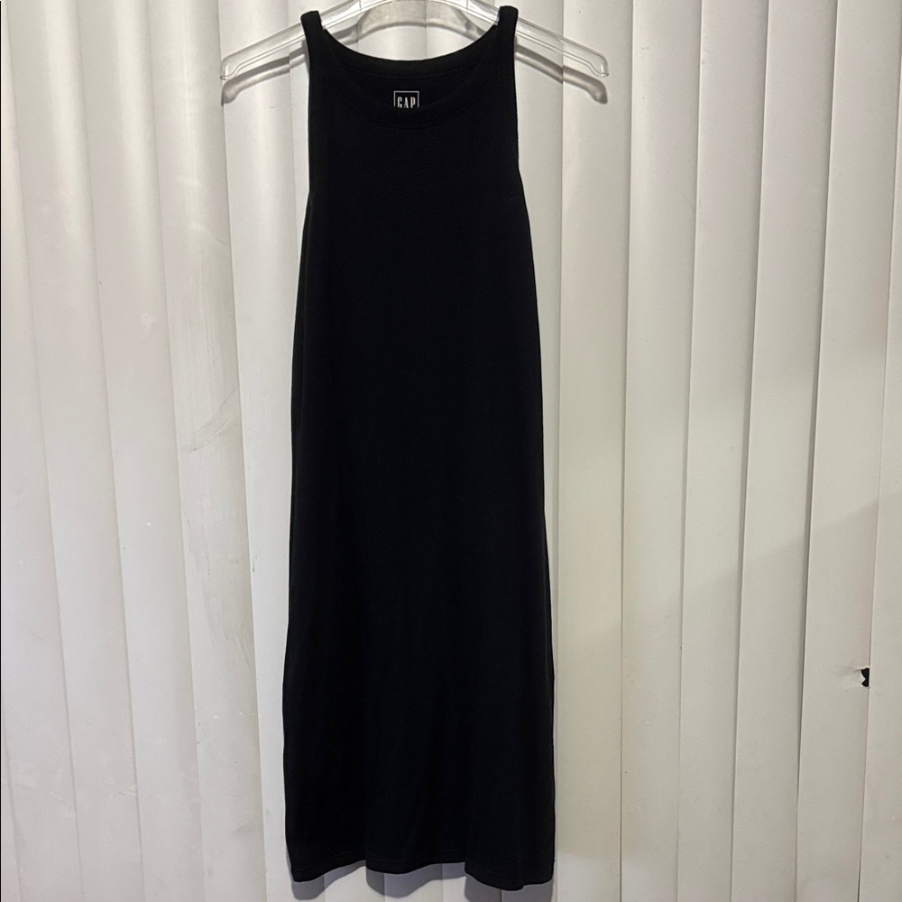 GAP Black Ribbed Tank Midi Dress